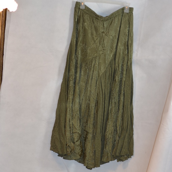 Coldwater Creek Green Full Skirt SZ L NWOT - Picture 1 of 4